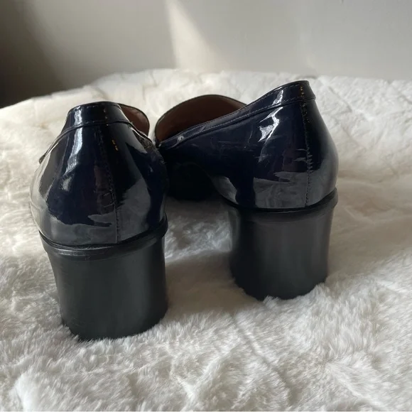 Tory Burch Navy and Gold Heels - Picture 8 of 9